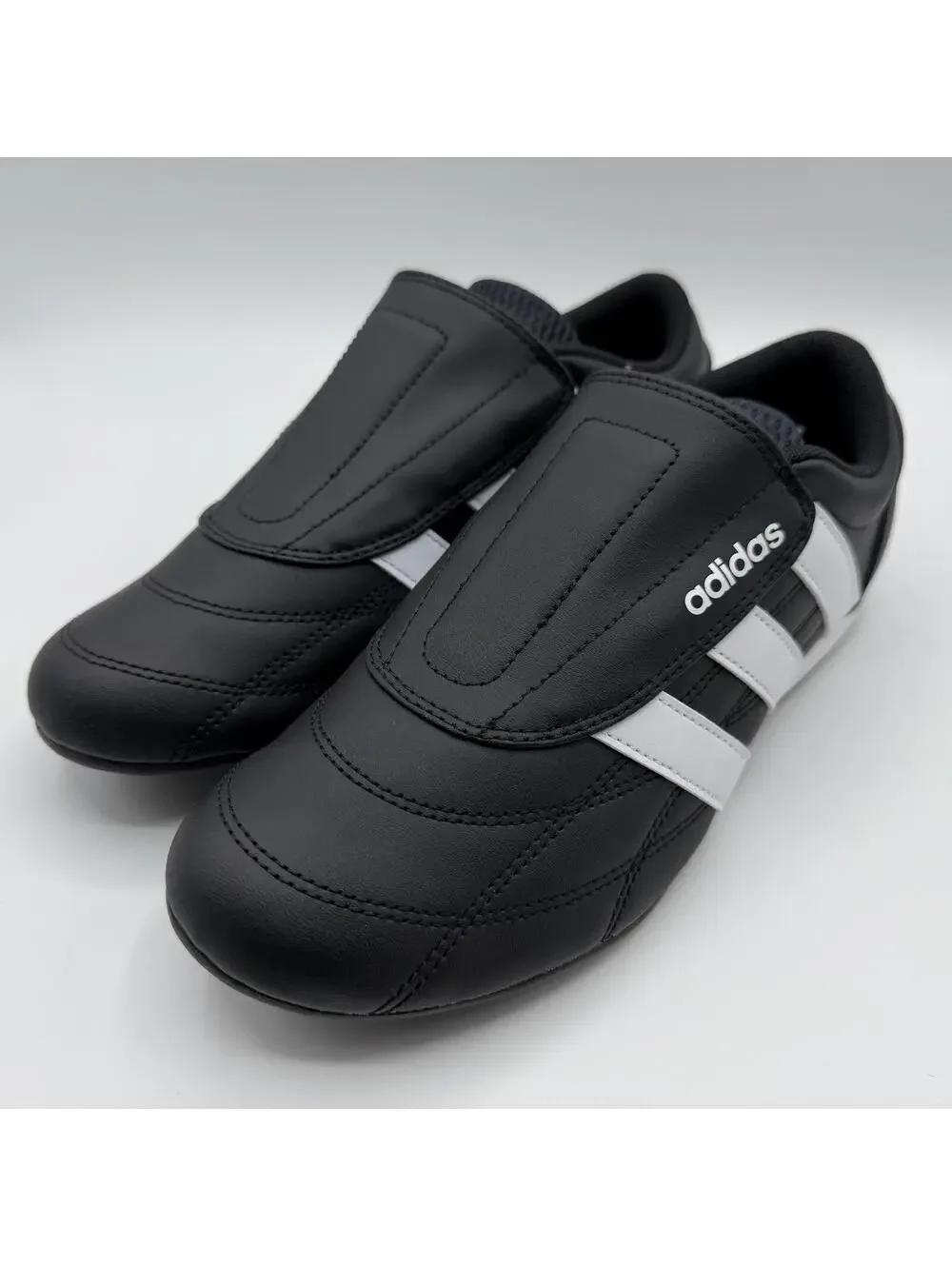 adidas Originals Tekwen Women's Slip On Sneakers Shoe JS3871 Black White Size 7